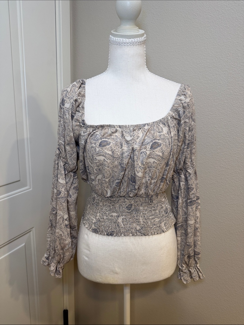 Paisley Square-Neck Smocked-Waist Blouse - Beige Gray